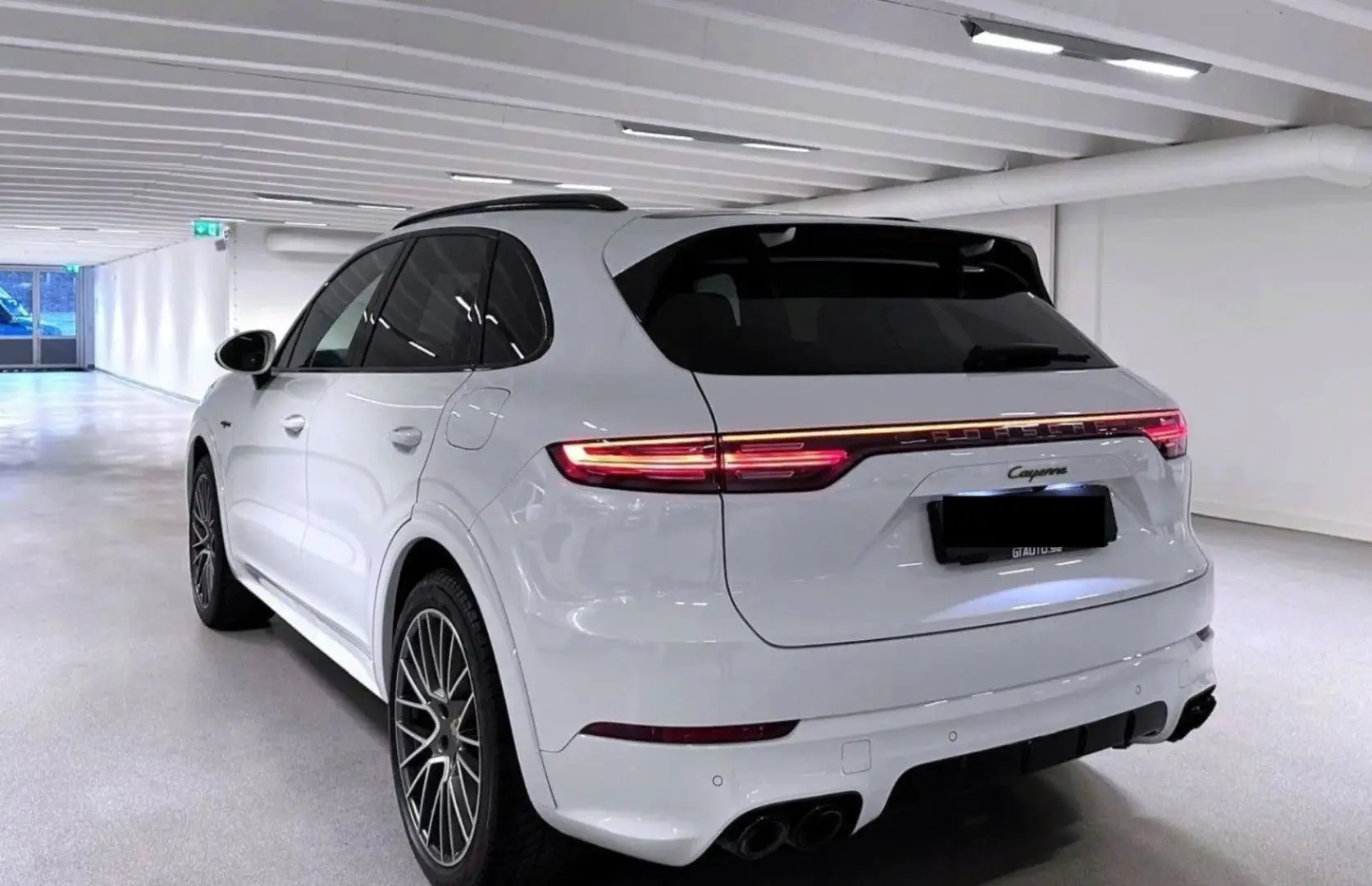 Cayenne E-Hybrid Platinum Edition
