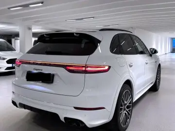 Cayenne E-Hybrid Platinum Edition