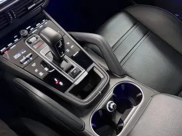 Cayenne E-Hybrid Platinum Edition