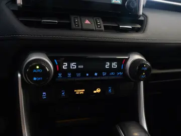 Toyota RAV 4, Hibrid, 4x4, LED, Piele, Camera