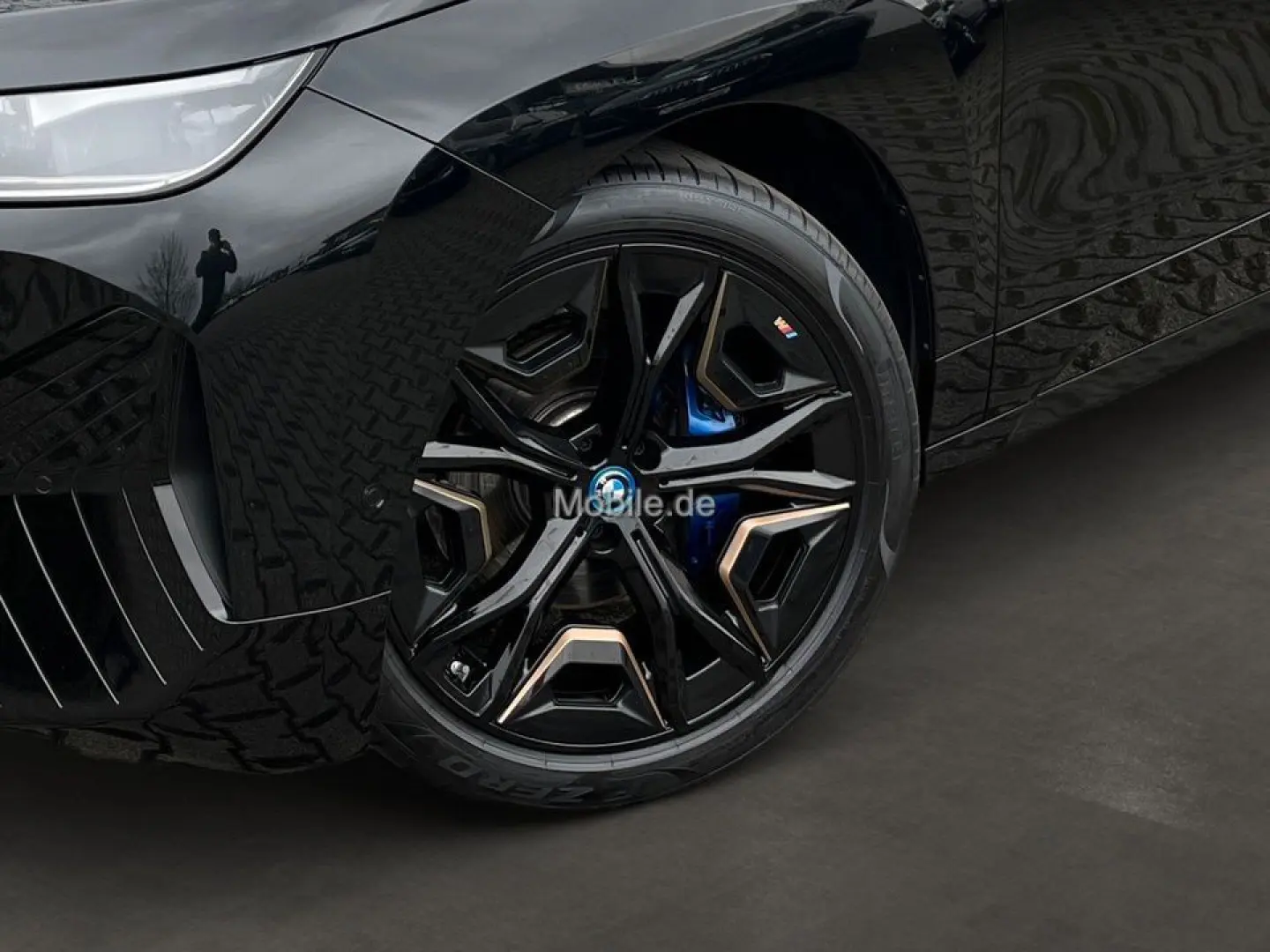 BMW iX xDrive40