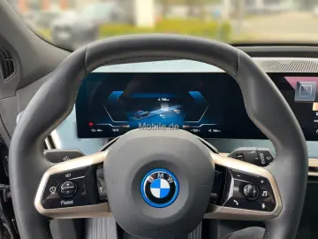 BMW iX xDrive40