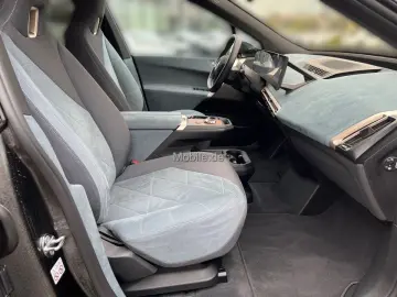 BMW iX xDrive40