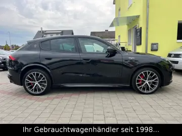 Grecale Trofeo 530 PS AWD *360°/PANO/HUD/SONUS*