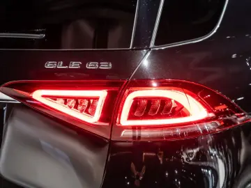GLE 63 AMG 4Matic+*DRIVERS-PACK.*BURMEST*NIGHT*