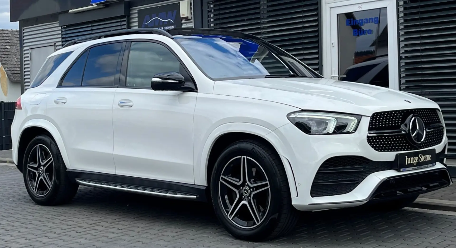 GLE 400d AMG NightPaket*PANO*AHK*360°Dist*Standh