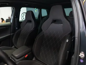 SKODA KAROQ 2.0TDI, 4x4, LED, Sportline, Navi, Trapa