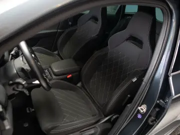 SKODA KAROQ 2.0TDI, 4x4, LED, Sportline, Navi, Trapa