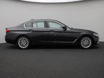 540i xD LuxuryLine Kamera Laser HUD H/K Komfort