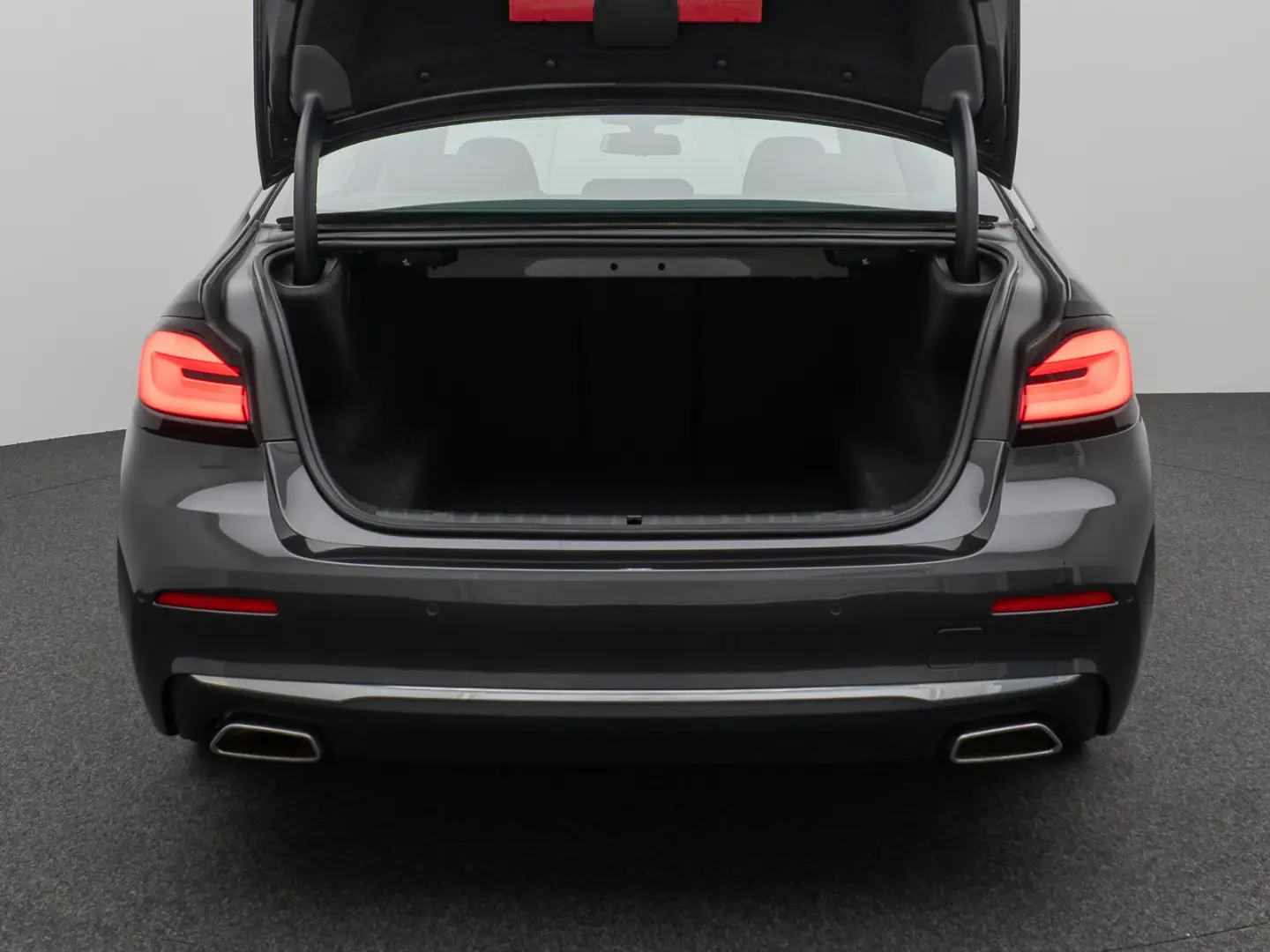 540i xD LuxuryLine Kamera Laser HUD H/K Komfort