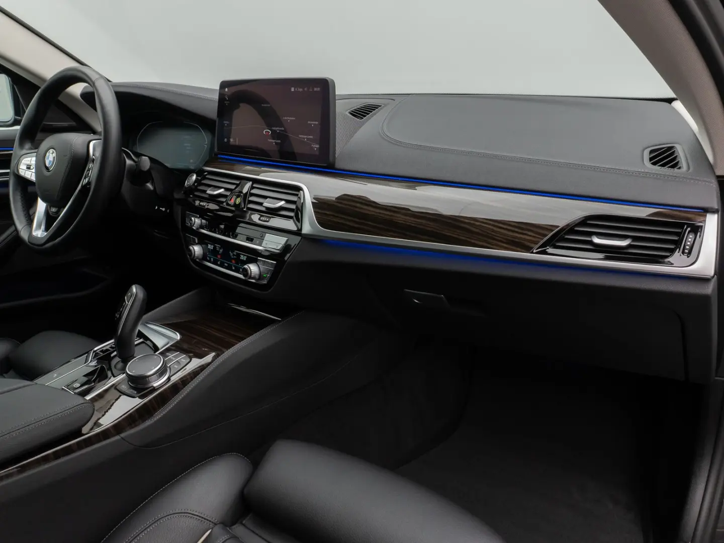 540i xD LuxuryLine Kamera Laser HUD H/K Komfort