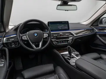 540i xD LuxuryLine Kamera Laser HUD H/K Komfort