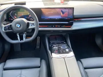 520 d M Sport*Cockpit Prof*HeadUp*360°Kamera*AHK