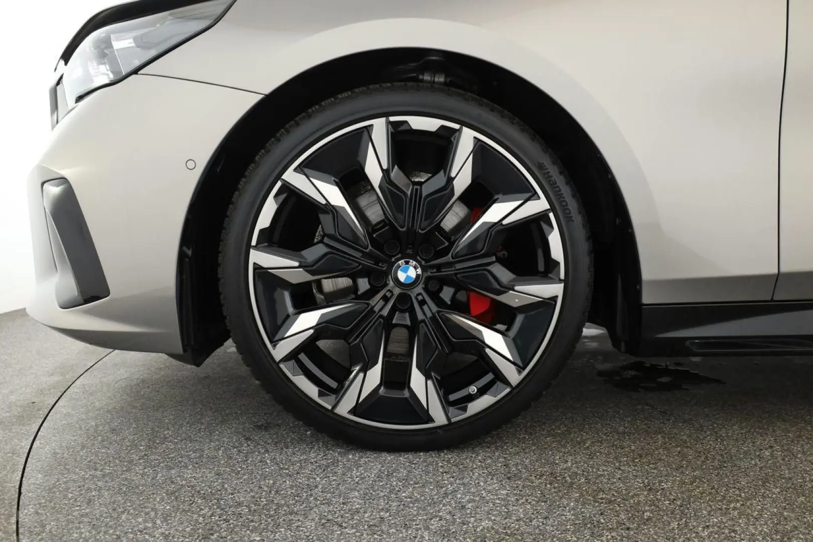 520d xDrive M Sport Pro Pano HUD HK ACC 360 21