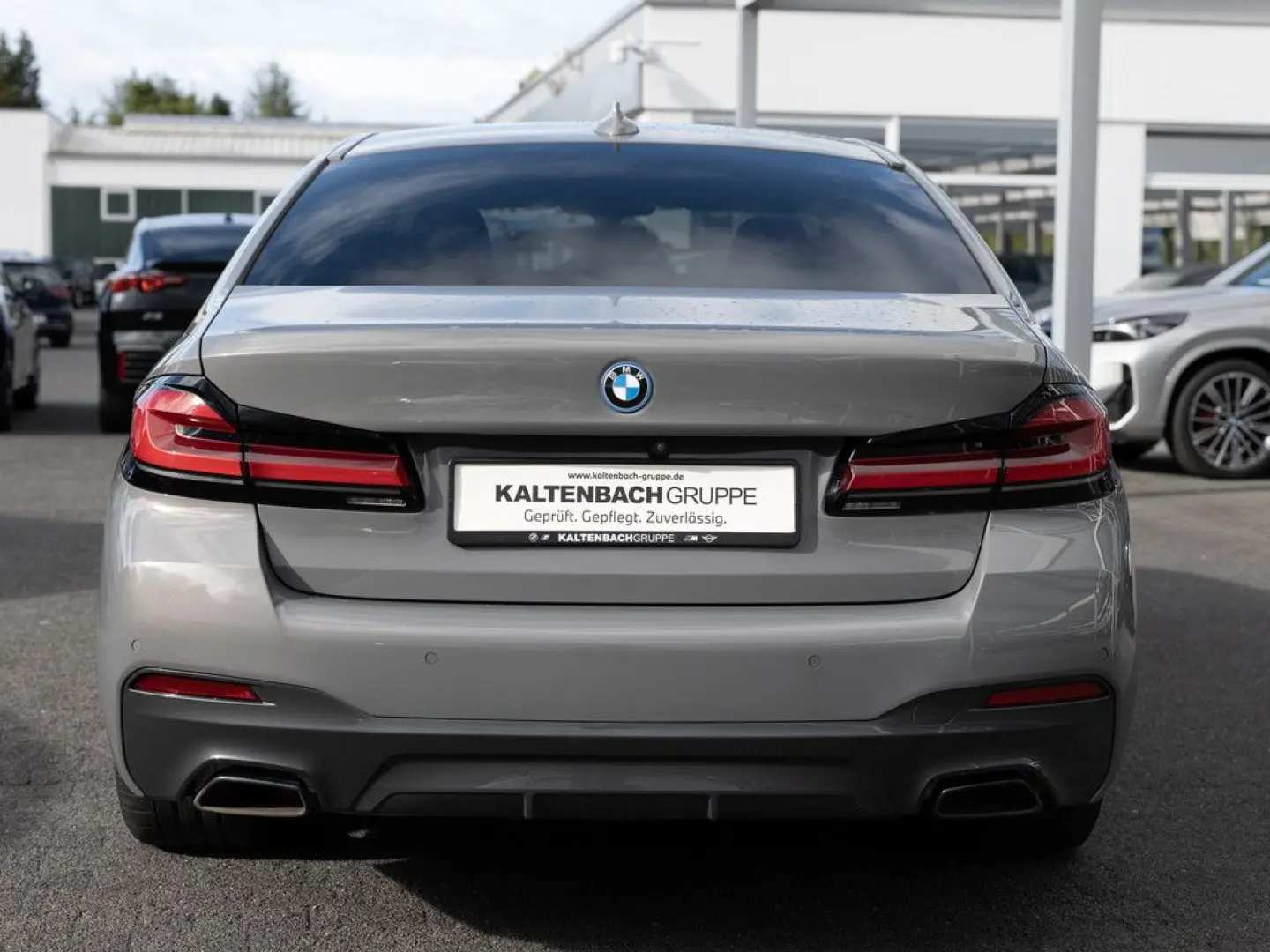 530e M-Sport FACEL. HUD LED ACC W-LAN NAVI LEDER