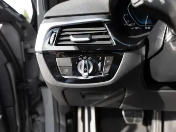530e M-Sport FACEL. HUD LED ACC W-LAN NAVI LEDER