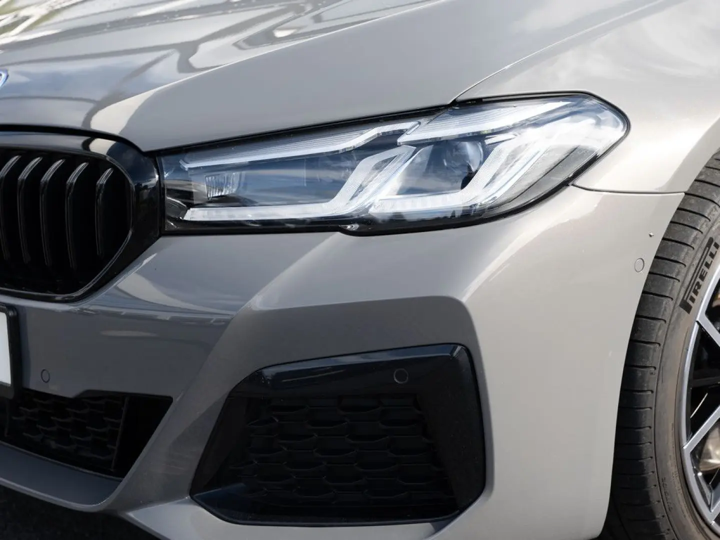 530e M-Sport FACEL. HUD LED ACC W-LAN NAVI LEDER