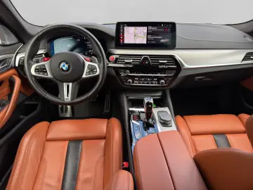 M5 Limousine Competition Individual B&W HiFi Dri