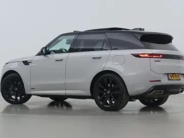 Range Rover Sport 3.0 P550e Autobiography | Head