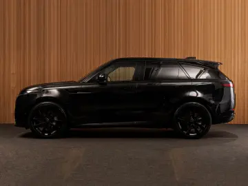 Range Rover Sport D300 Dynamic HSE 23