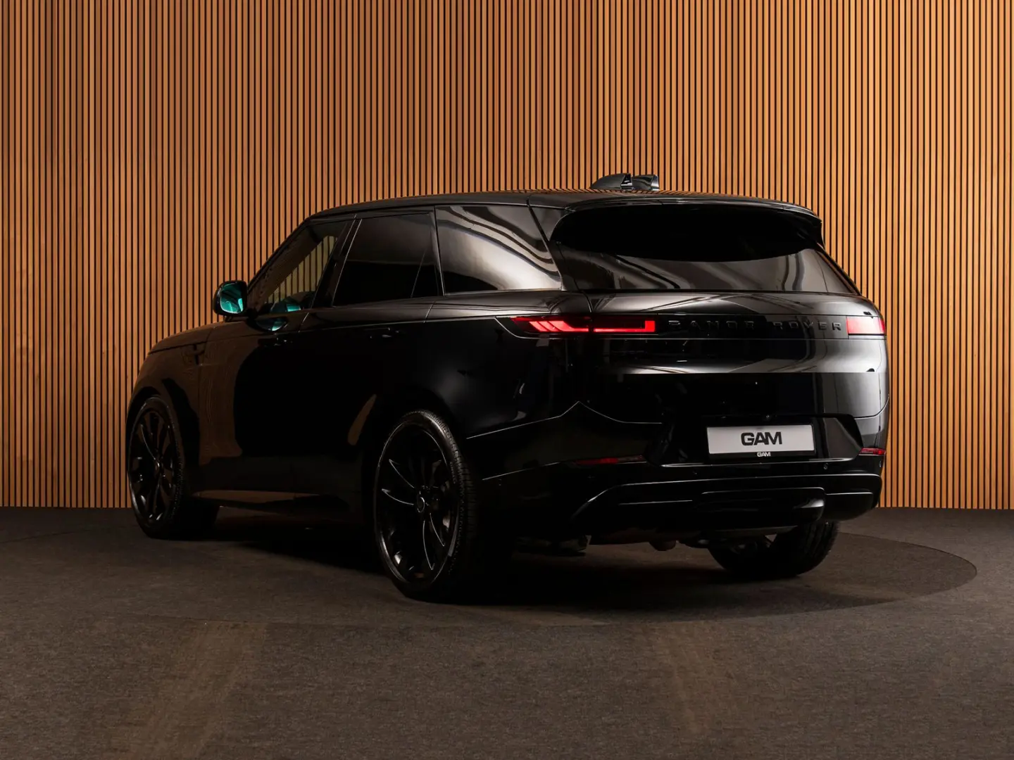 Range Rover Sport D300 Dynamic HSE 23