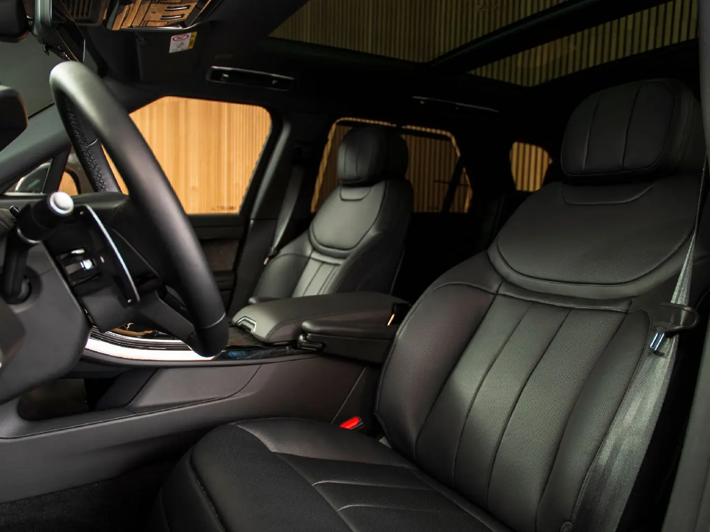 Range Rover Sport D300 Dynamic HSE 23