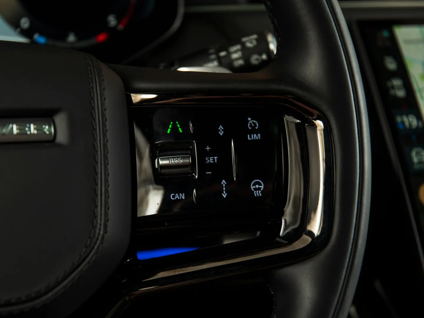 Range Rover Sport D300 Dynamic HSE 23