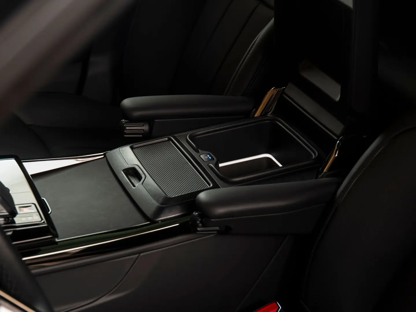 Range Rover Sport D300 Dynamic HSE 23