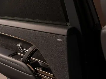 Range Rover Sport D300 Dynamic HSE 23