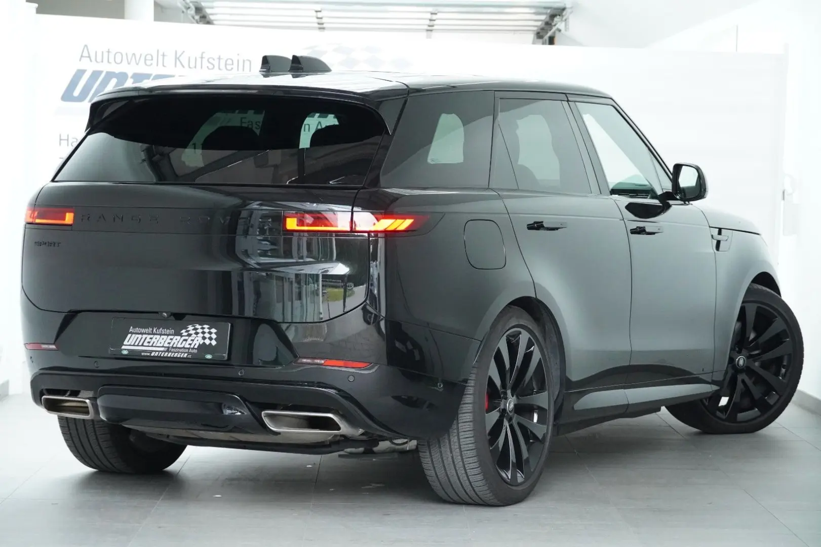 P550e Autobiography AWD Aut.