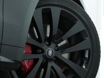 P550e Autobiography AWD Aut.