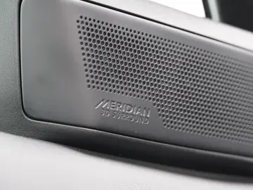 P550e Autobiography AWD Aut.
