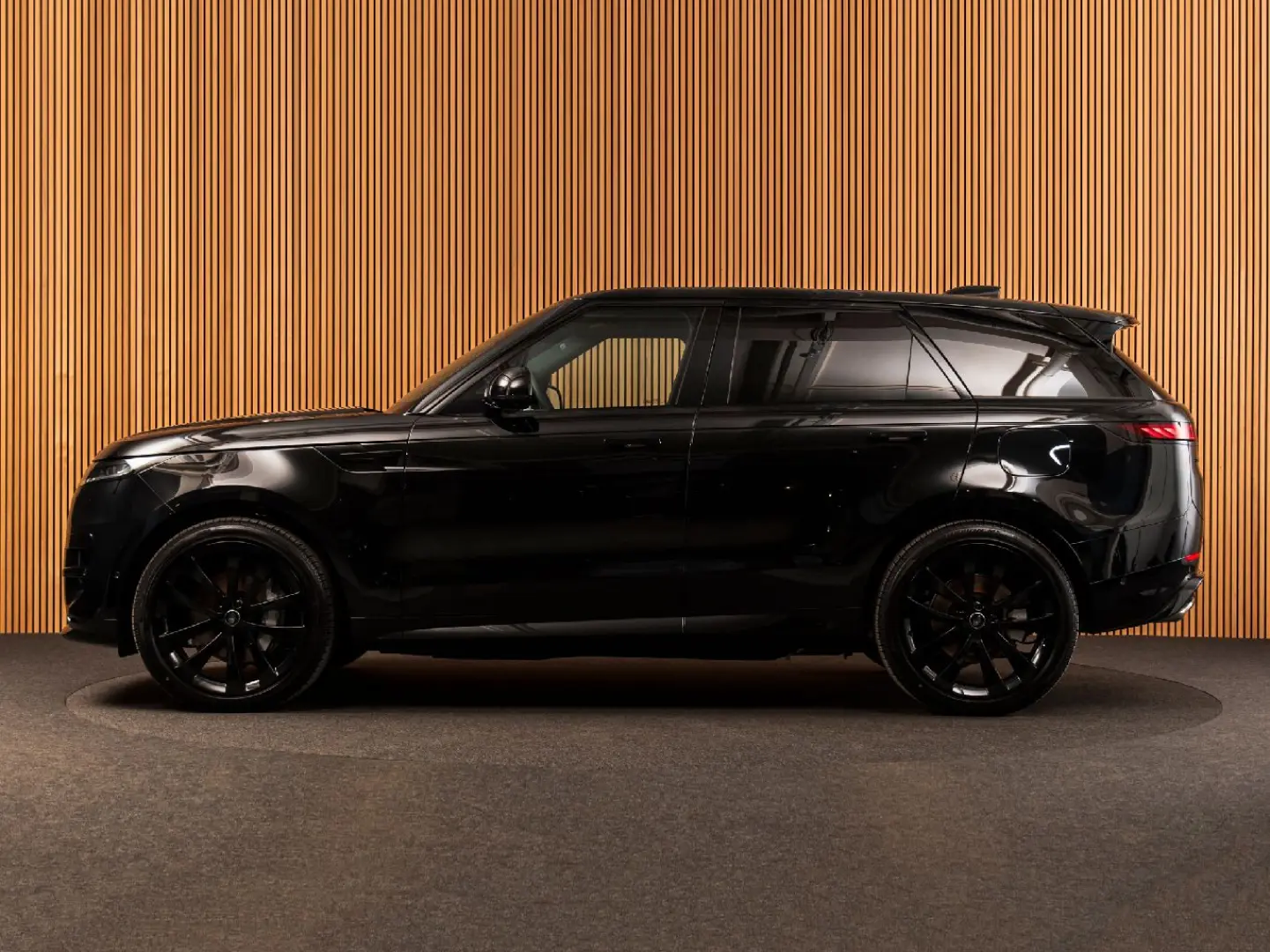 Range Rover Sport P460e Dynamic HSE 23