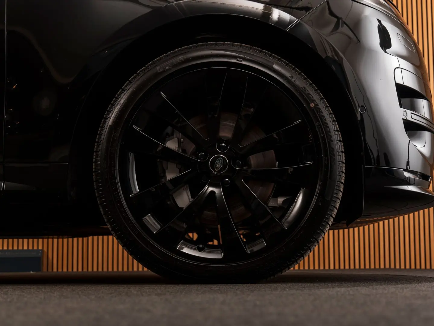 Range Rover Sport P460e Dynamic HSE 23