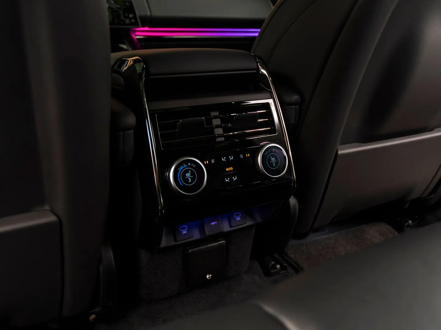 Range Rover Sport P460e Dynamic HSE 23