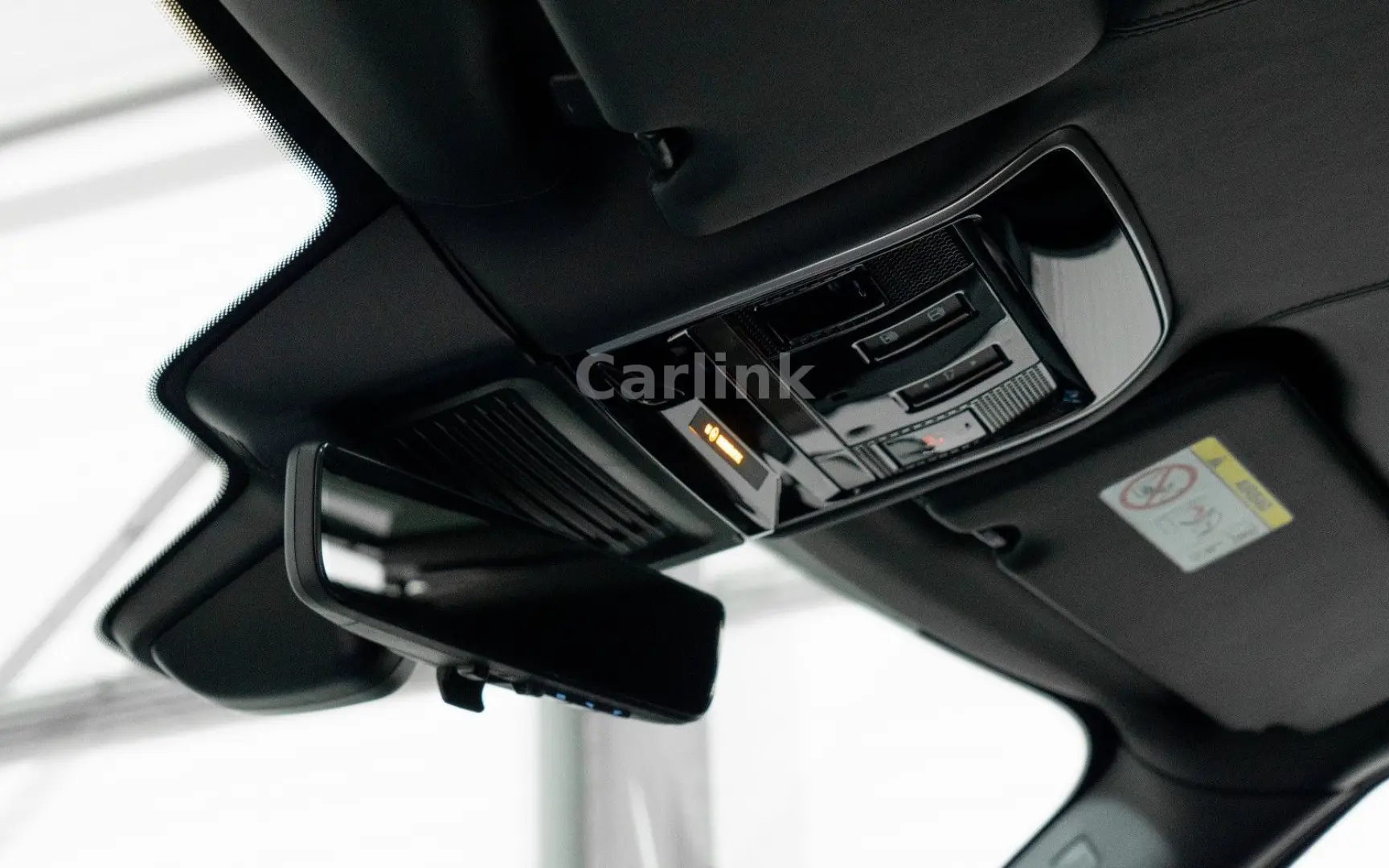 Range Rover P550e AUTOBIOGRAPHY -SHADOW PACK-
