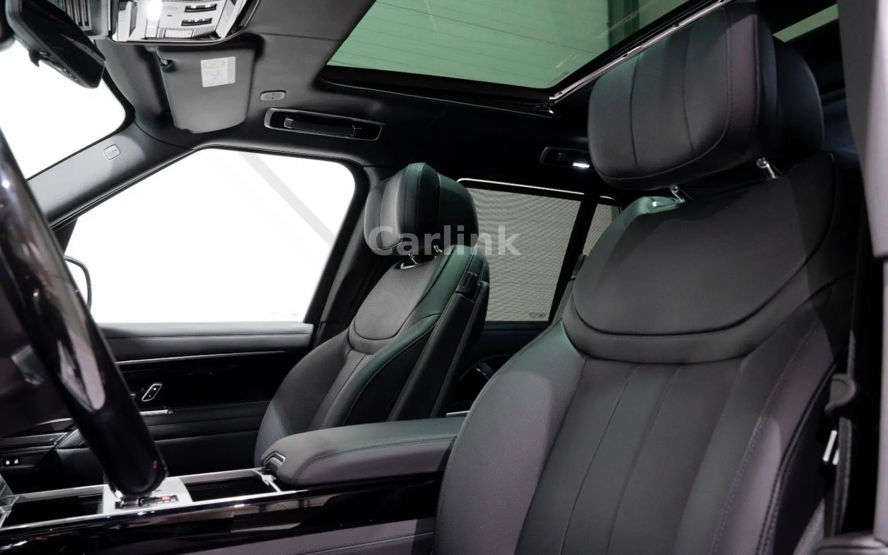 Range Rover P550e AUTOBIOGRAPHY -SHADOW PACK-