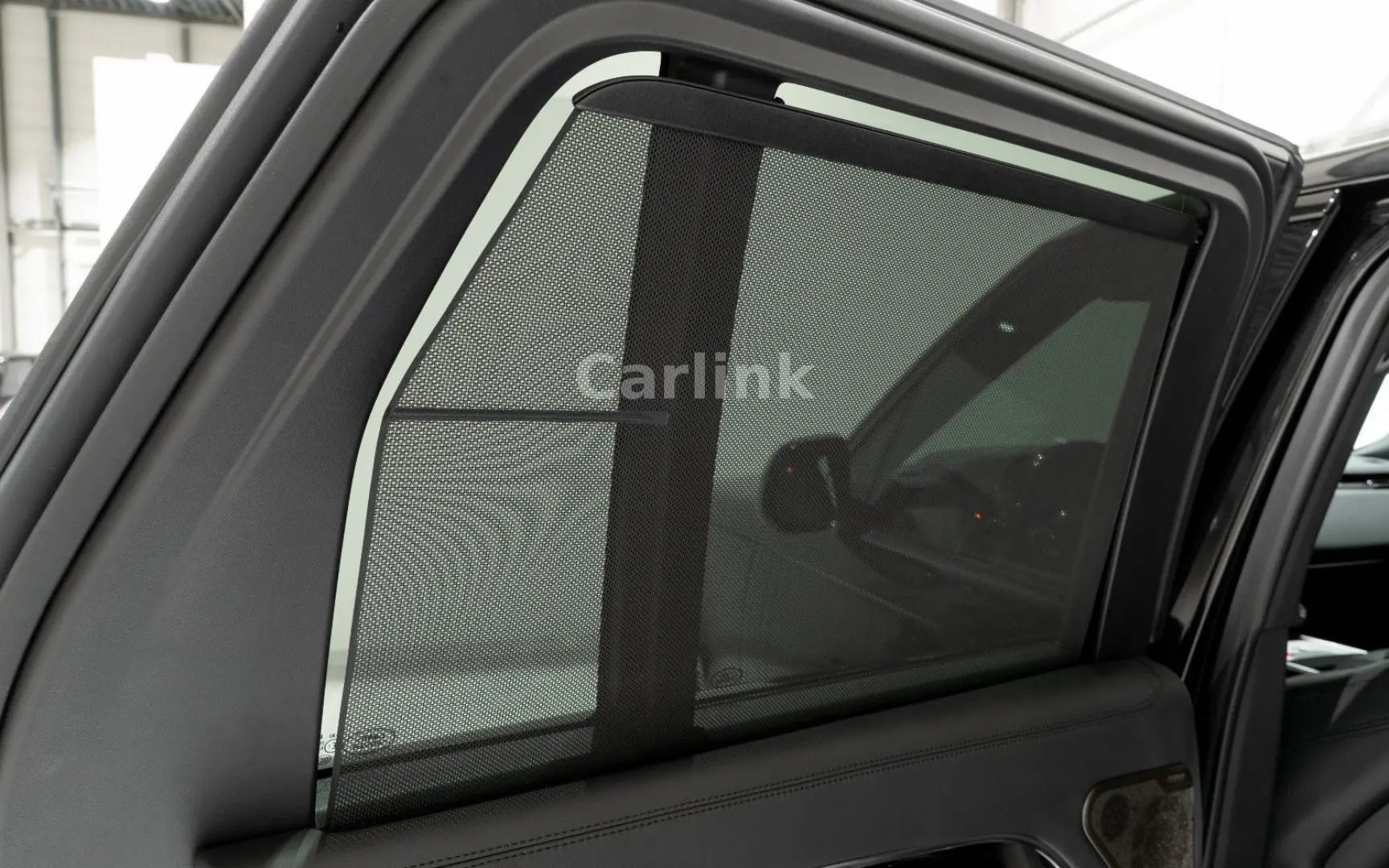 Range Rover P550e AUTOBIOGRAPHY -SHADOW PACK-