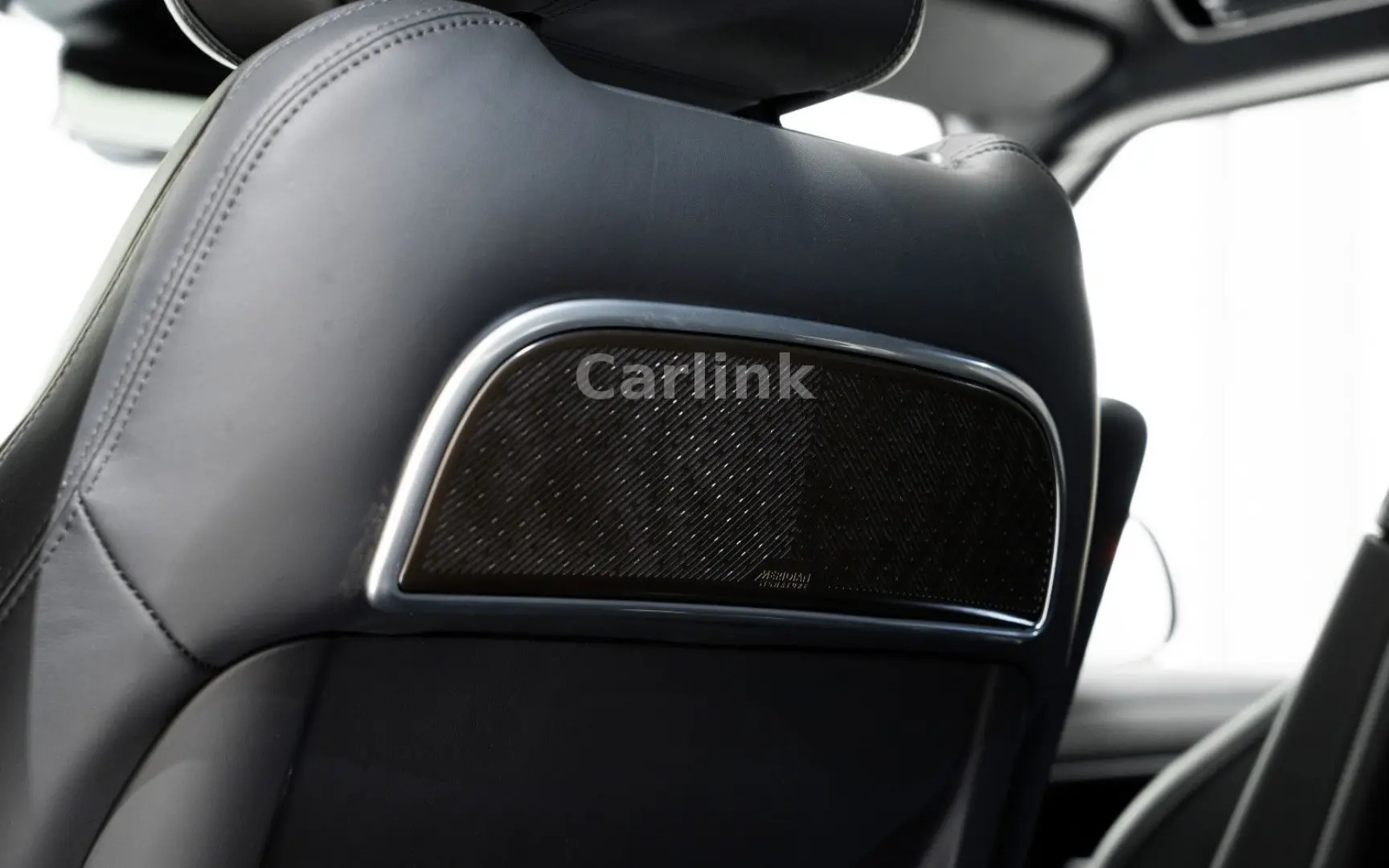 Range Rover P550e AUTOBIOGRAPHY -SHADOW PACK-