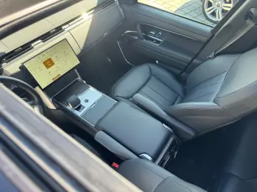 Range Rover 3.0 D350 HSE Pano Black AHK Steuer