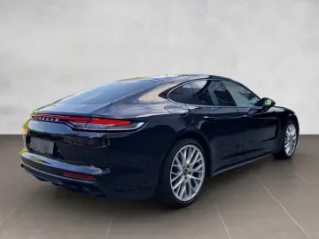Panamera 4