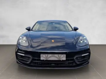 Panamera 4