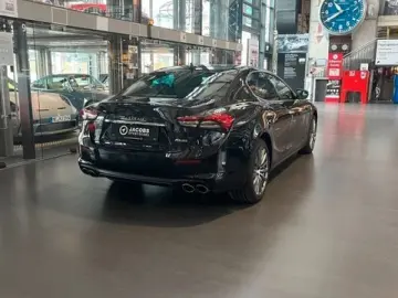 Ghibli 2.0 Hybrid GranLusso