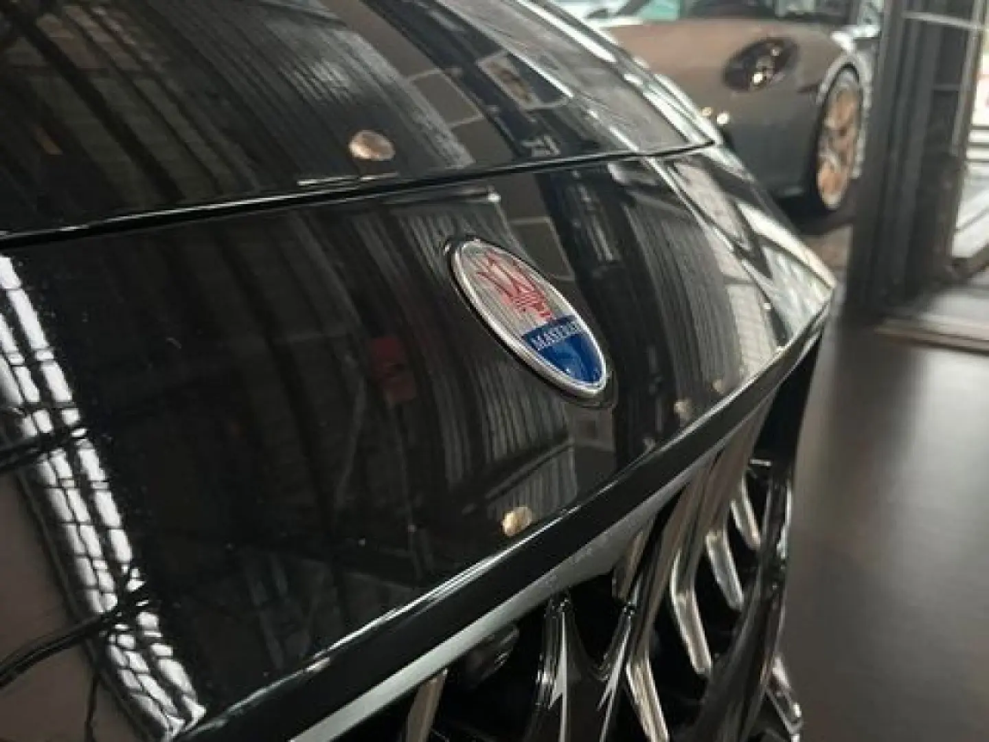 Ghibli 2.0 Hybrid GranLusso