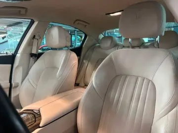 Ghibli 2.0 Hybrid GranLusso