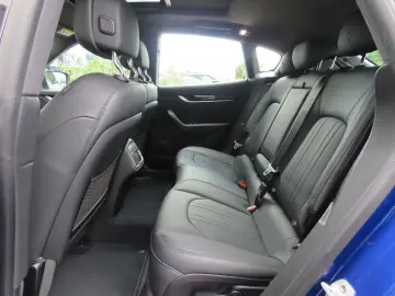 Levante Q4 3.0 V6