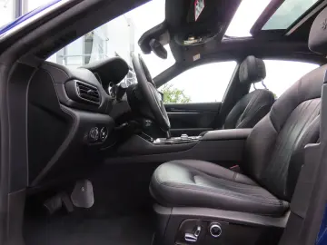 Levante Q4 3.0 V6