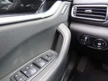 Levante Q4 3.0 V6