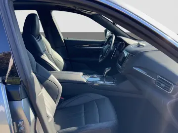 Levante GT Hybrid MHEV Launch Edition 