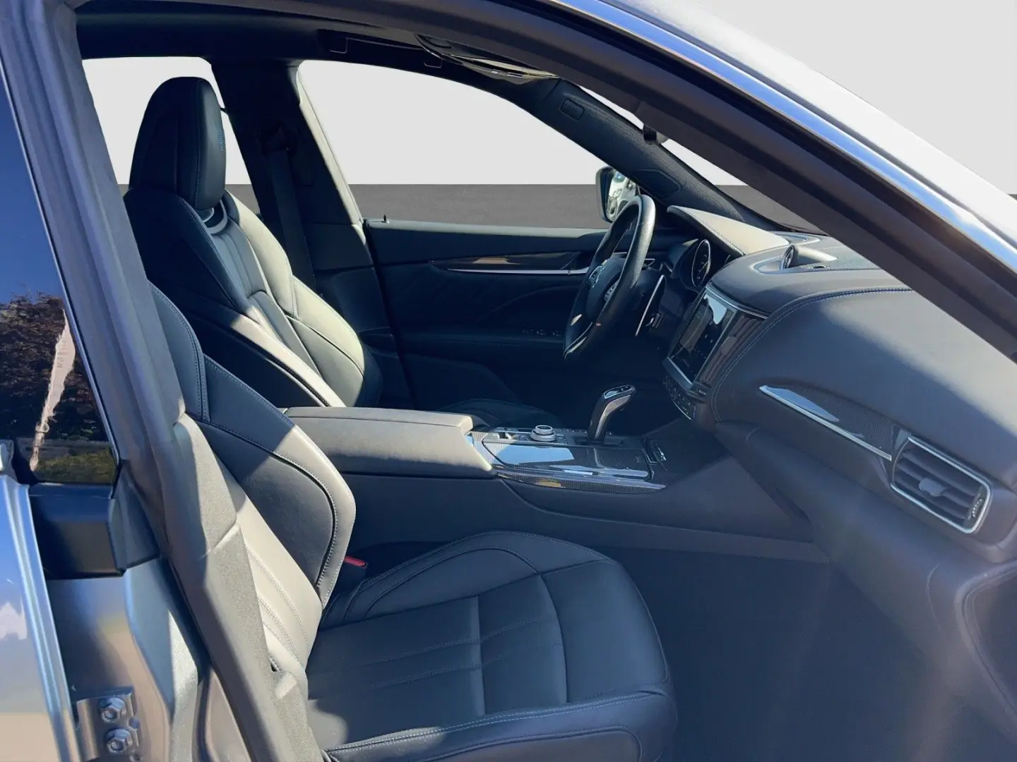 Levante GT Hybrid MHEV Launch Edition 